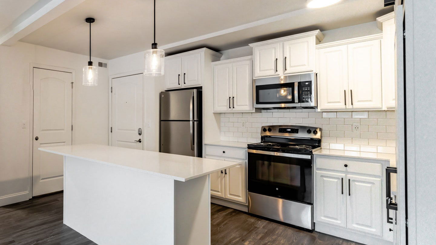 home-amenities-64523452352